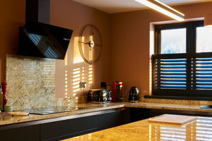 Kitchen- click for photo gallery